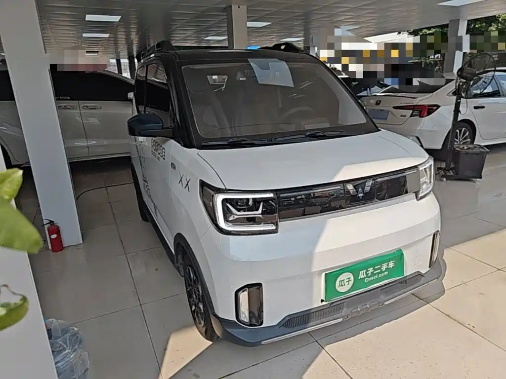 Wuling MINIEV — миниатюра 4