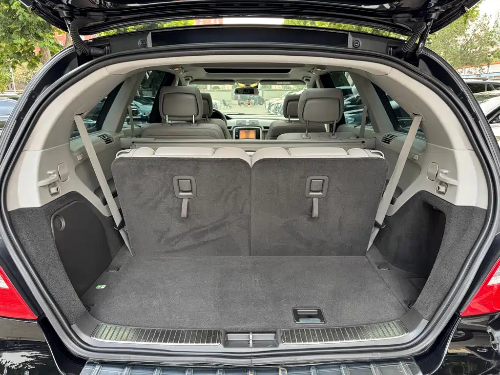 Mercedes-Benz R-Class — миниатюра 13