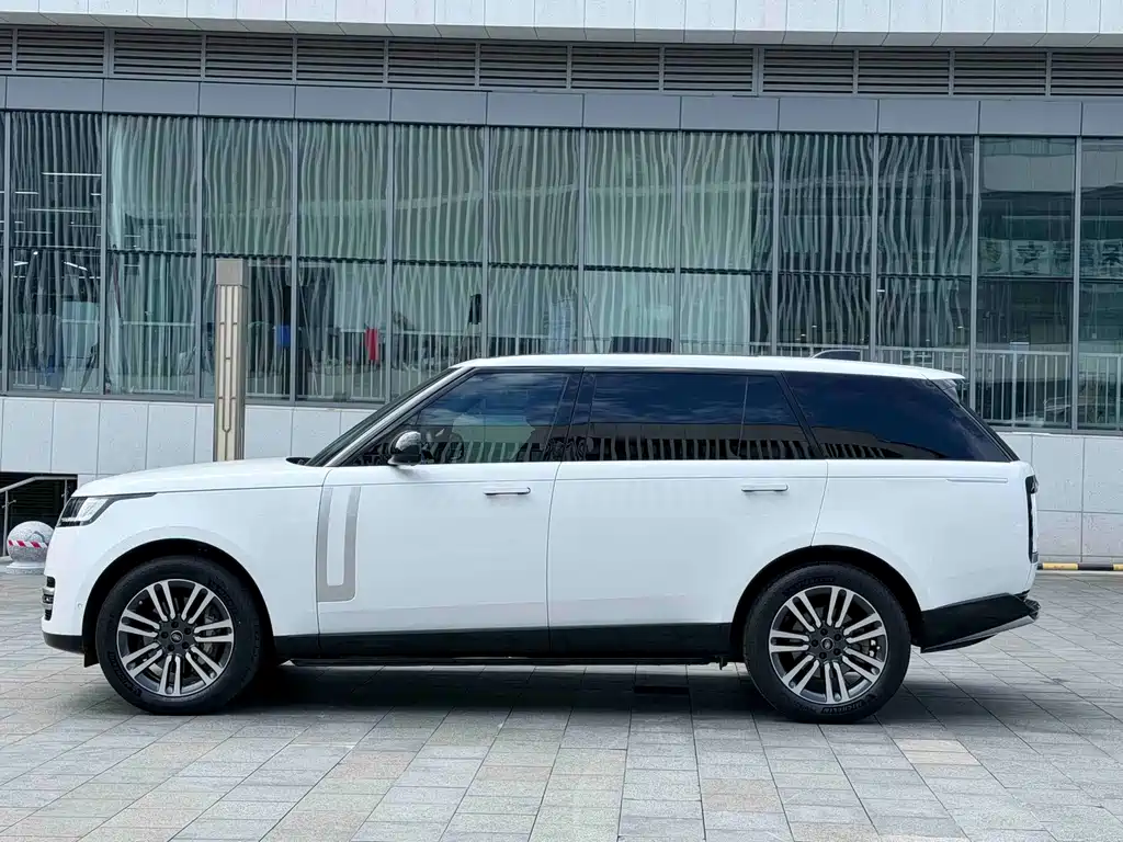 Land Rover Range Rover — миниатюра 4