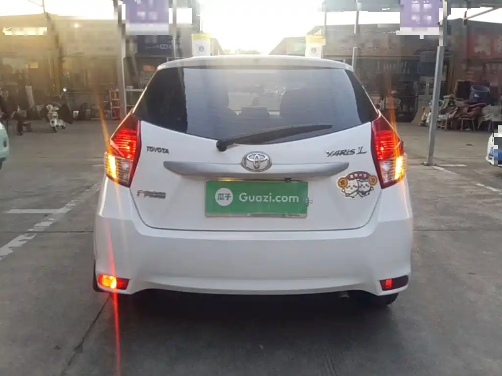 Toyota Yaris L — миниатюра 6