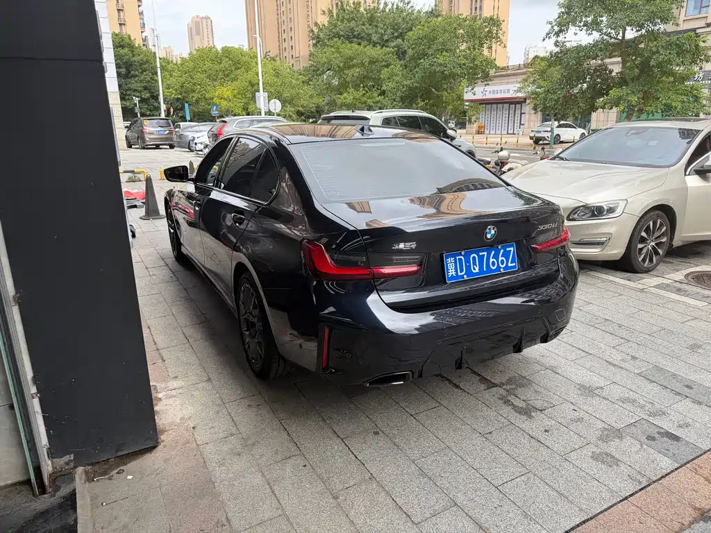 BMW 3 Series — миниатюра 7