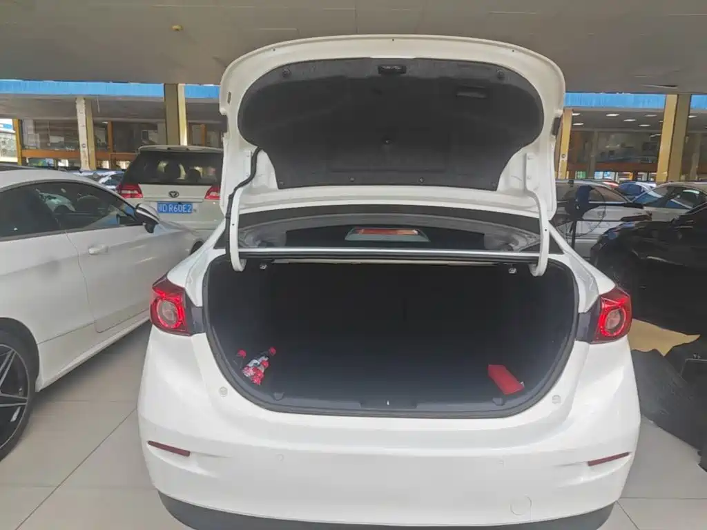 Mazda 3 Axela — миниатюра 19