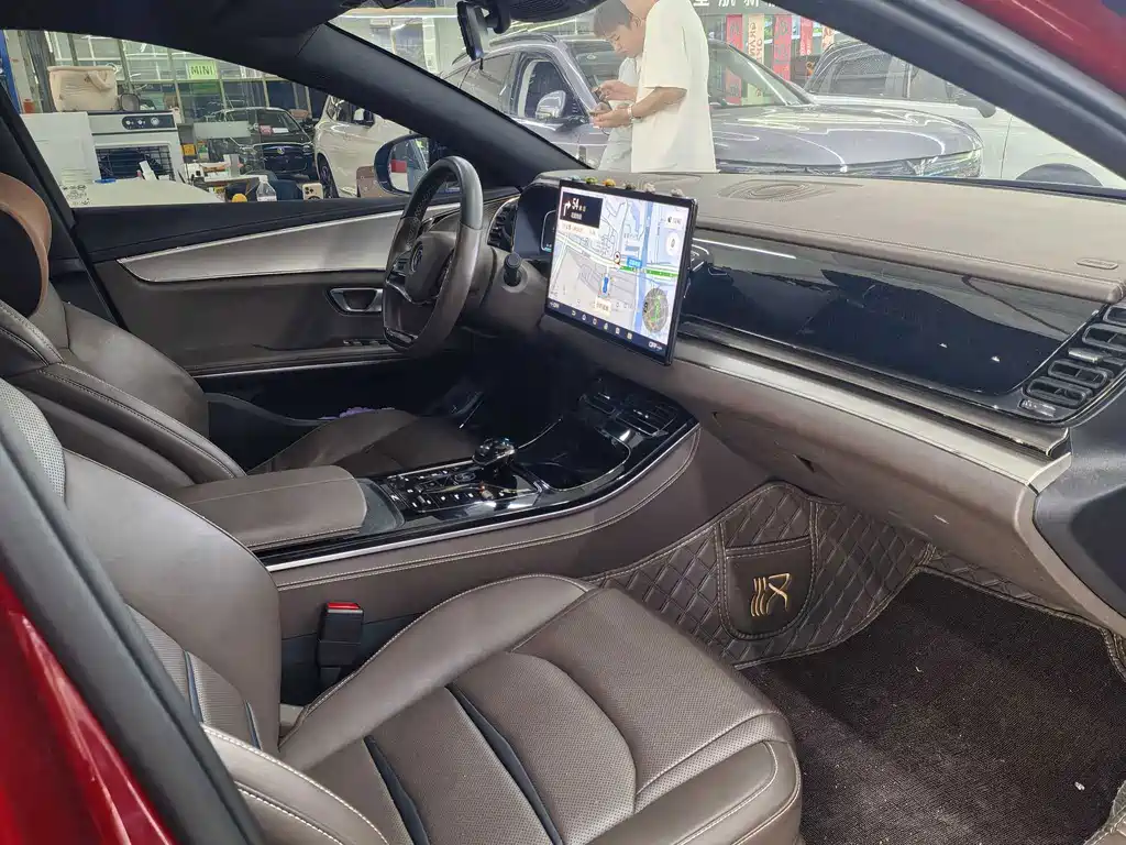 BYD Han — миниатюра 14