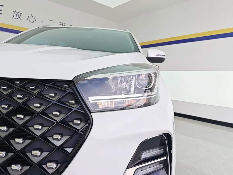 CHERY Tiggo 5x 1.5 л 2023 г. Белый, пробег 21100 км