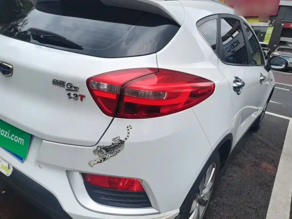 Geely Emgrand GS — миниатюра 8