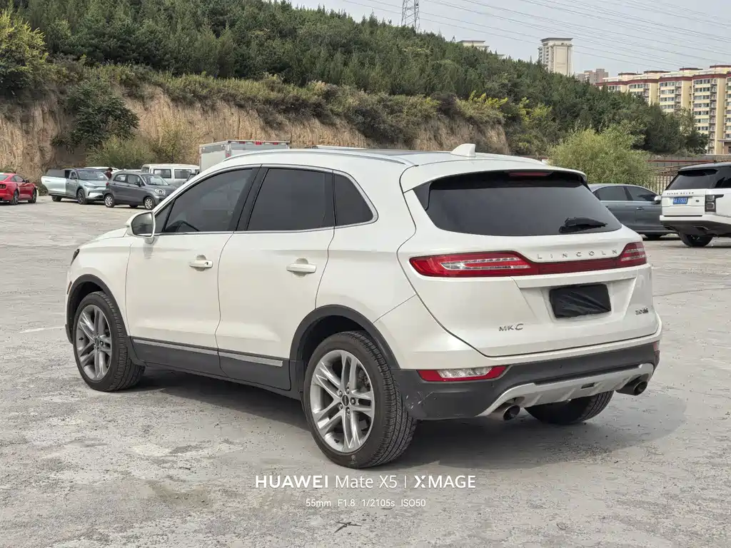 Lincoln MKC — миниатюра 9