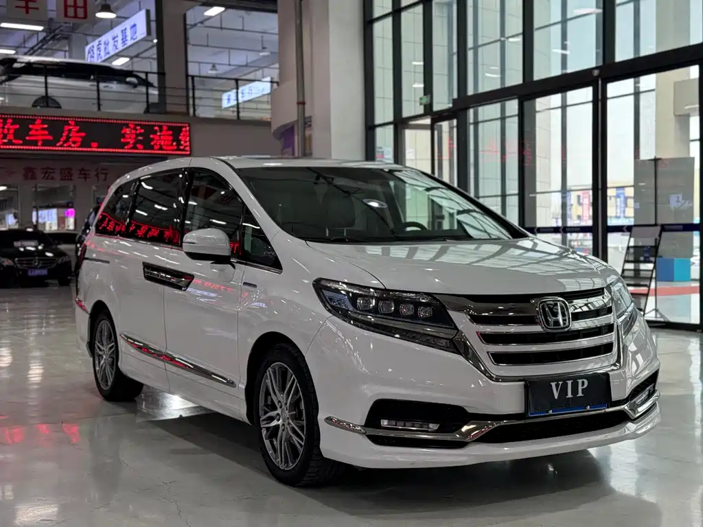 Honda Elysion 2019 2.0L Luxury