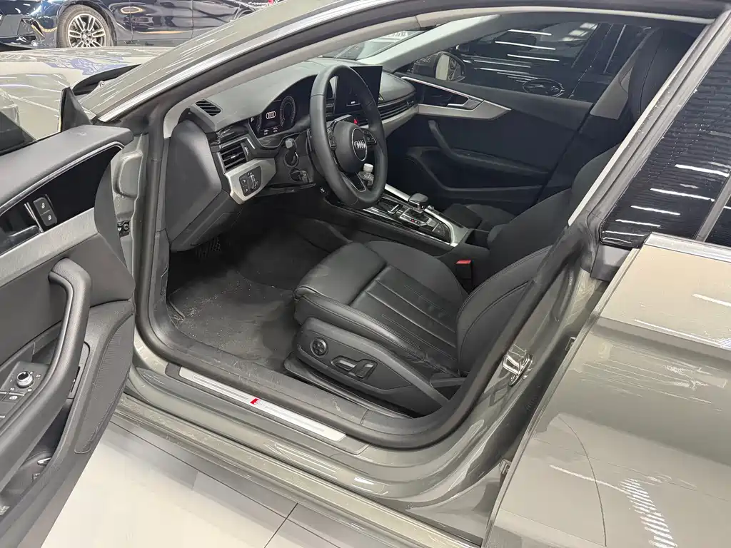 Audi A5 (Import) — миниатюра 5
