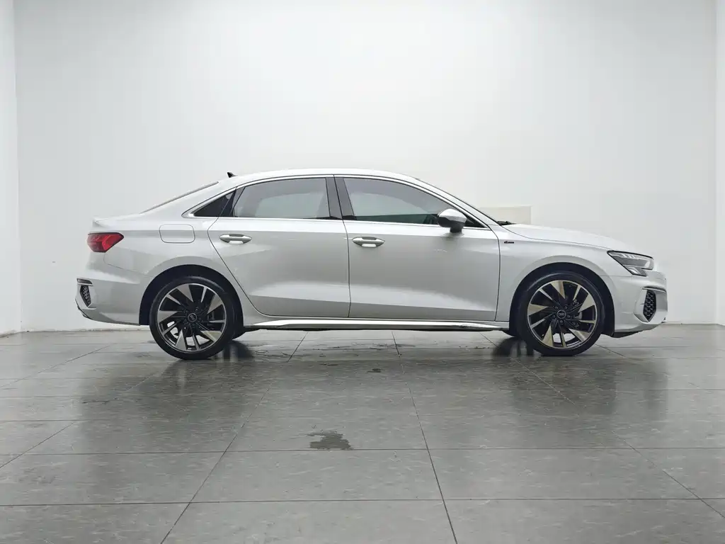 Audi A3 — миниатюра 11