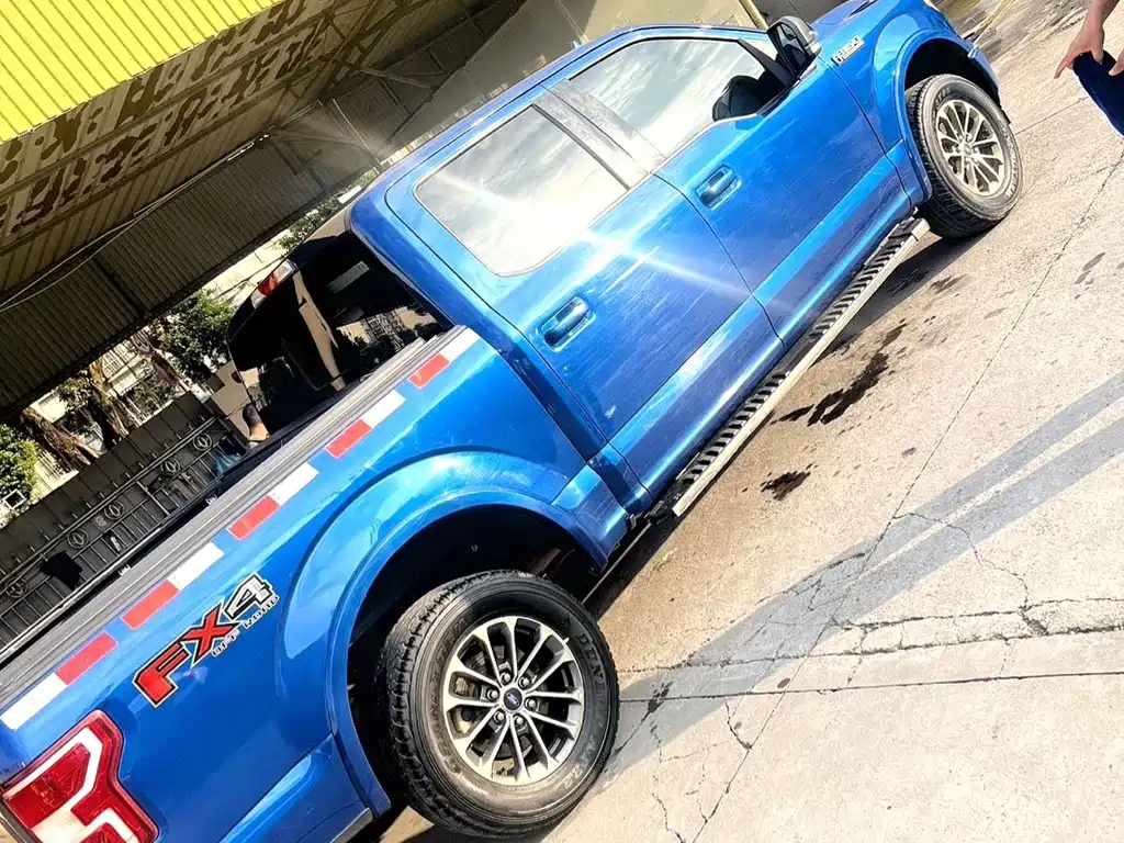 Ford F-150 Raptor — миниатюра 5