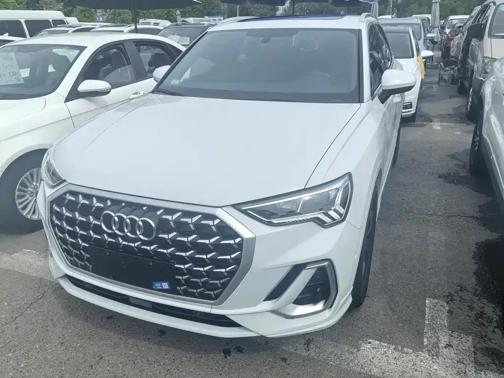 Audi Q3 2024