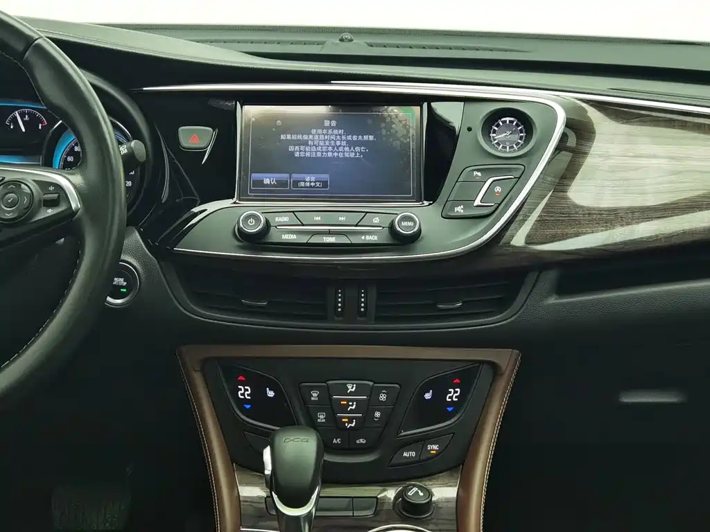 Buick Envision Plus — миниатюра 12