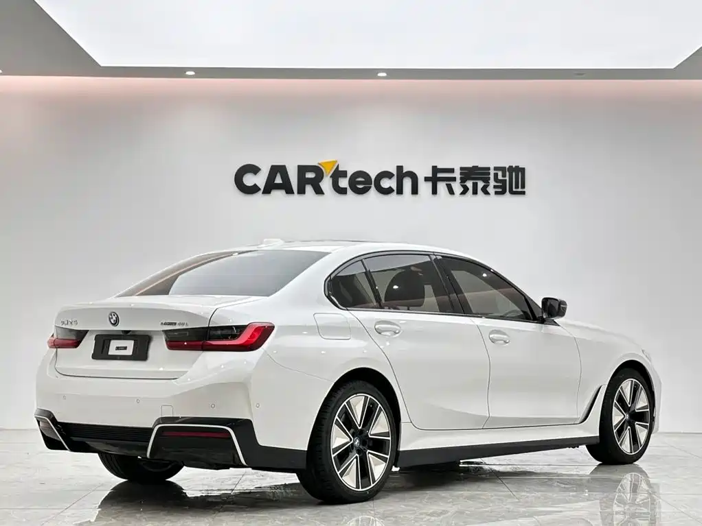 BMW i3 — миниатюра 5