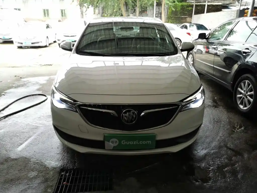 Buick Excelle — миниатюра 3