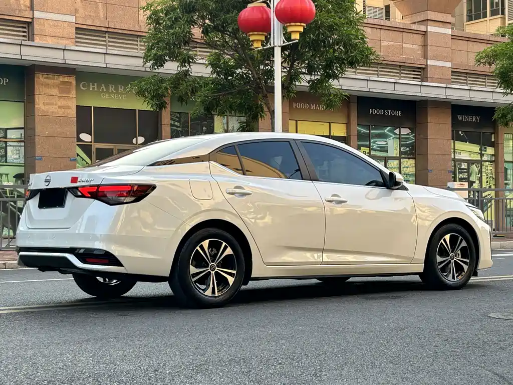 Nissan Sylphy — миниатюра 4