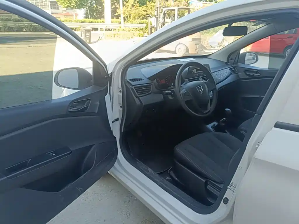 Baojun 310 — миниатюра 16