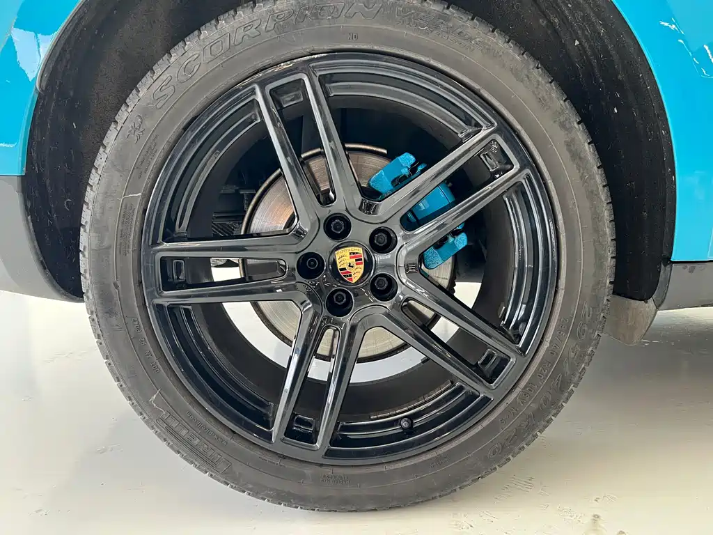 Porsche Macan — миниатюра 8
