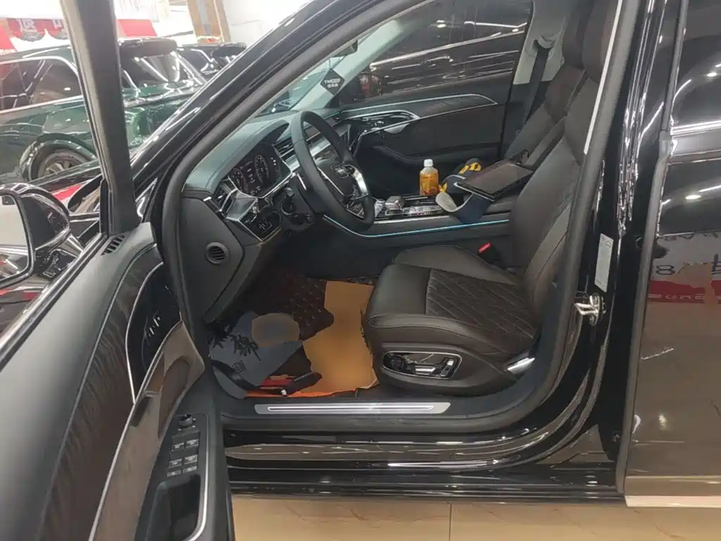 Audi A8 — миниатюра 15