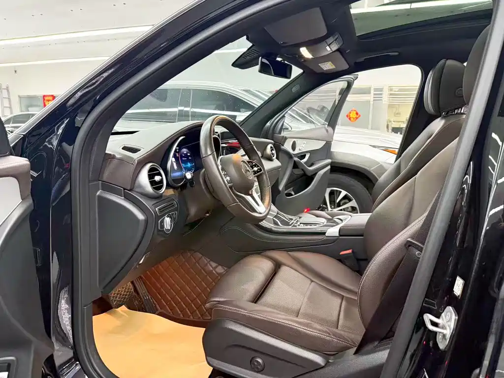 Mercedes-Benz GLC 2022 GLC 260 L 4MATIC
