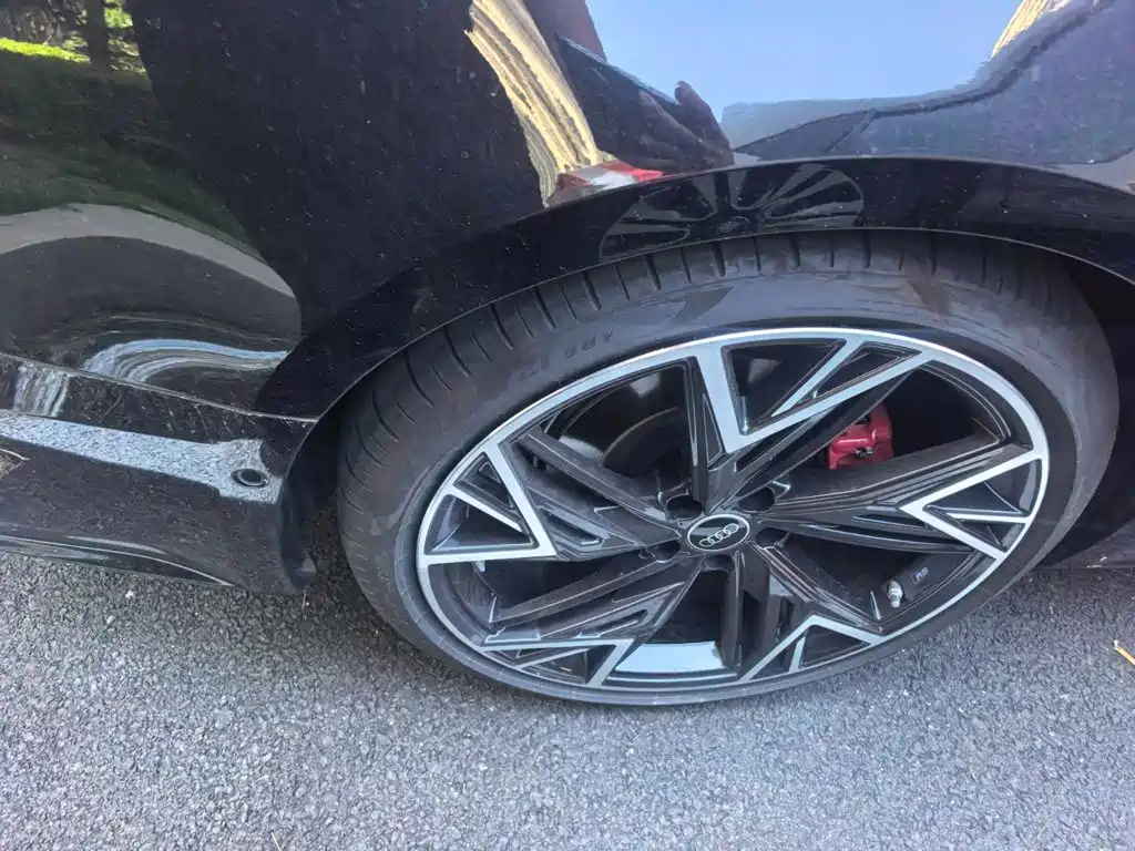 Audi A7L — миниатюра 3