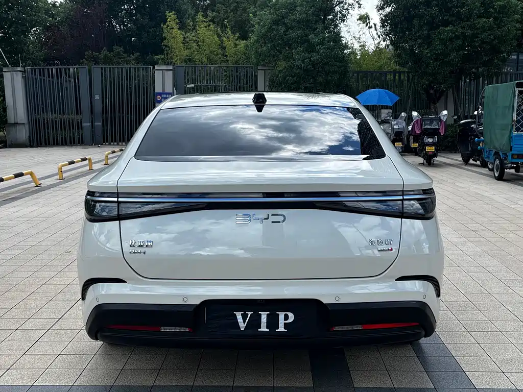 BYD Seal 07 DM-i — миниатюра 19