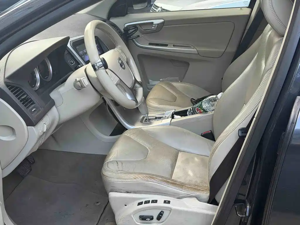 Volvo XC60 (Import) — миниатюра 8