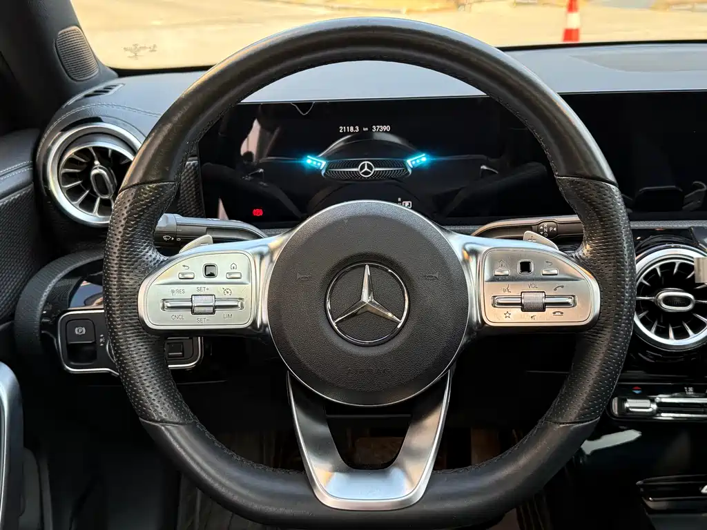 MERCEDES-BENZ A CLASS