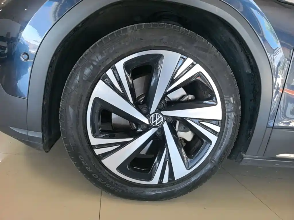 Volkswagen ID.6 Crozz — миниатюра 23