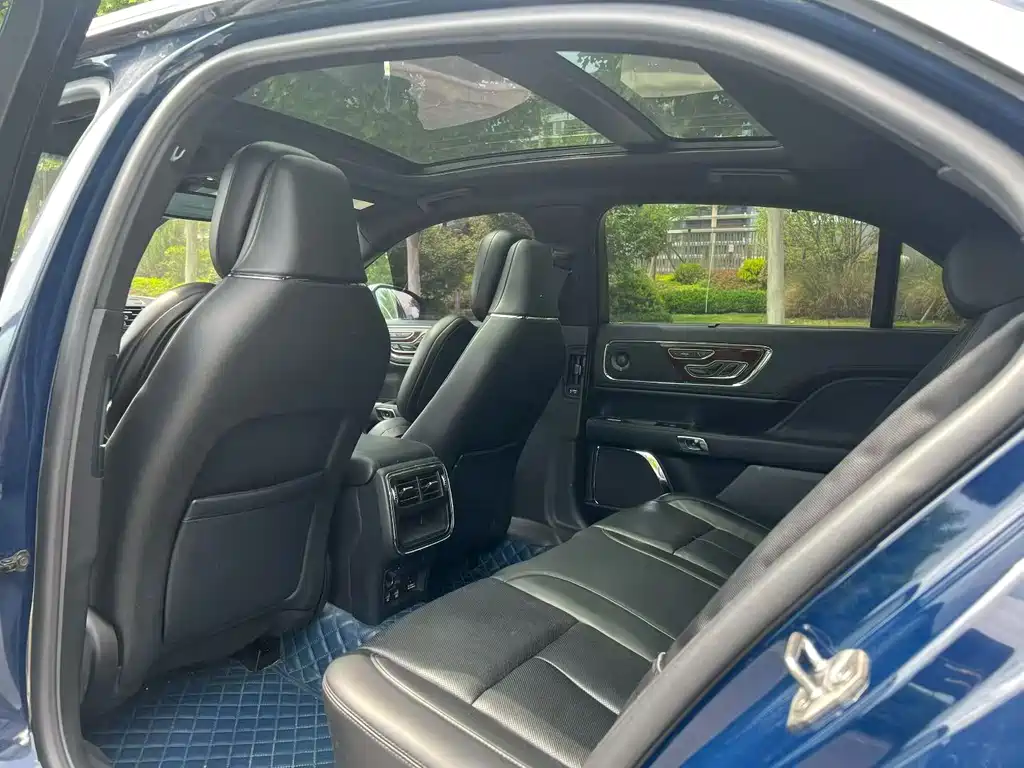 Lincoln Continental — миниатюра 6
