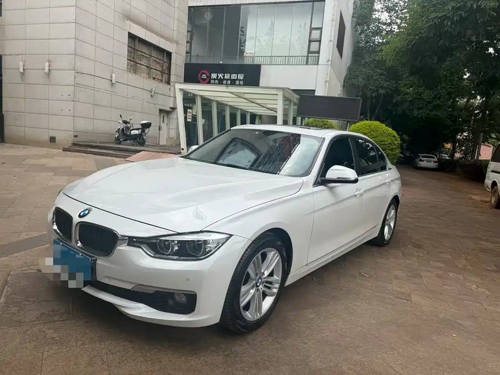 BMW 3 Series 2017