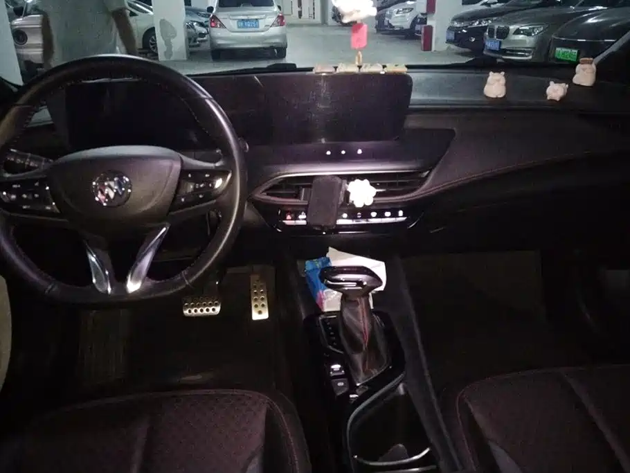 Buick Verano — миниатюра 12