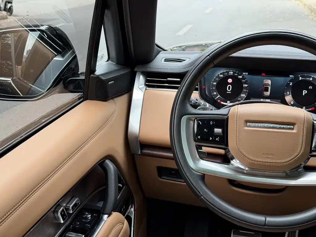 Land Rover Range Rover — миниатюра 19