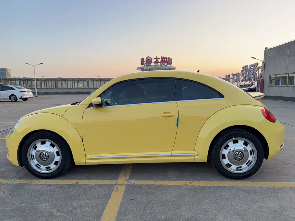 Volkswagen Beetle — миниатюра 7