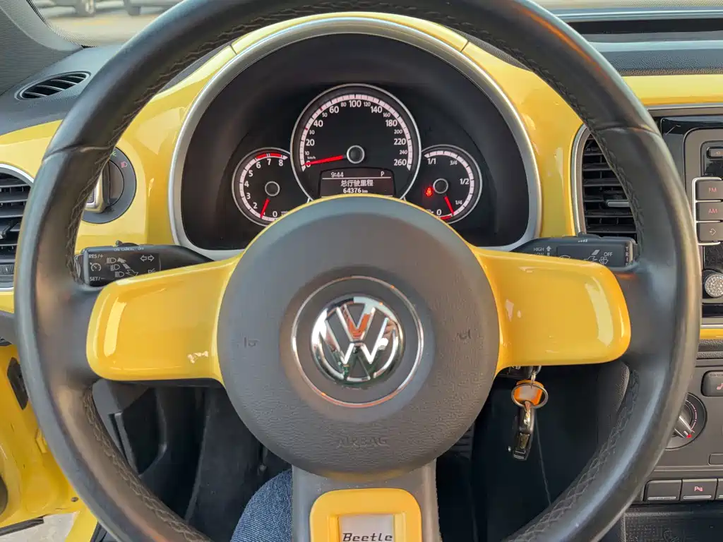 Volkswagen Beetle — миниатюра 8