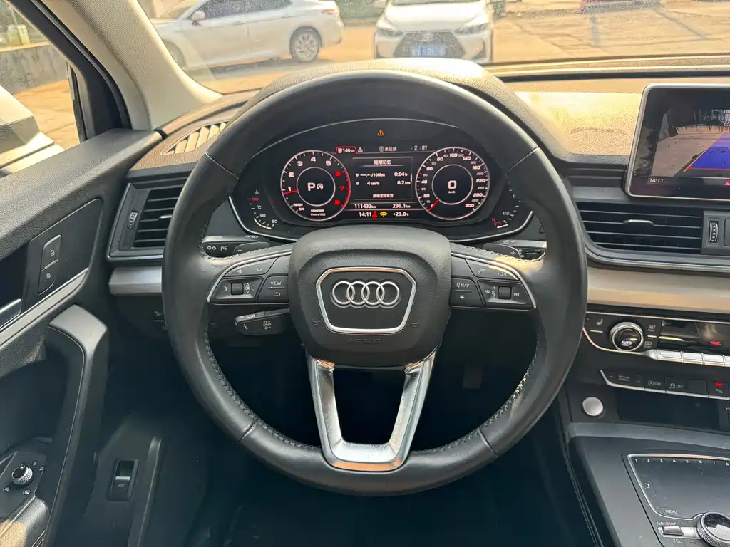 Audi Q5L — миниатюра 5