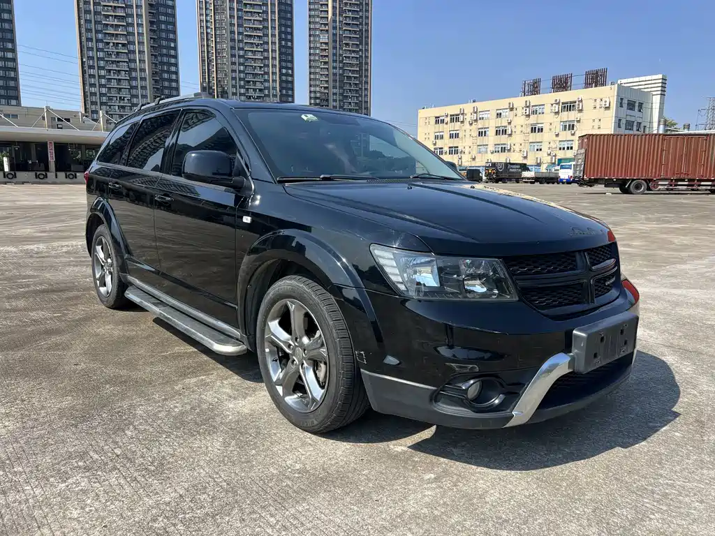 Dodge Journey — миниатюра 3