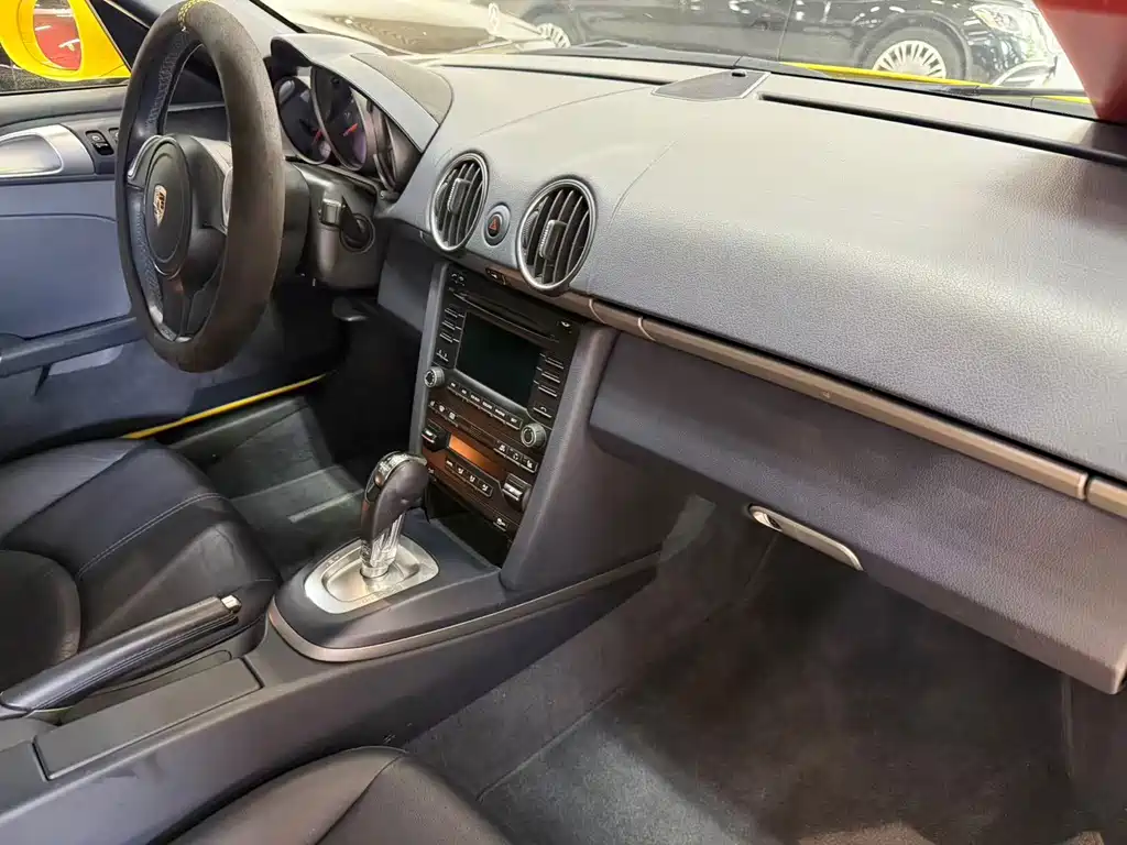 Porsche Cayman — миниатюра 13