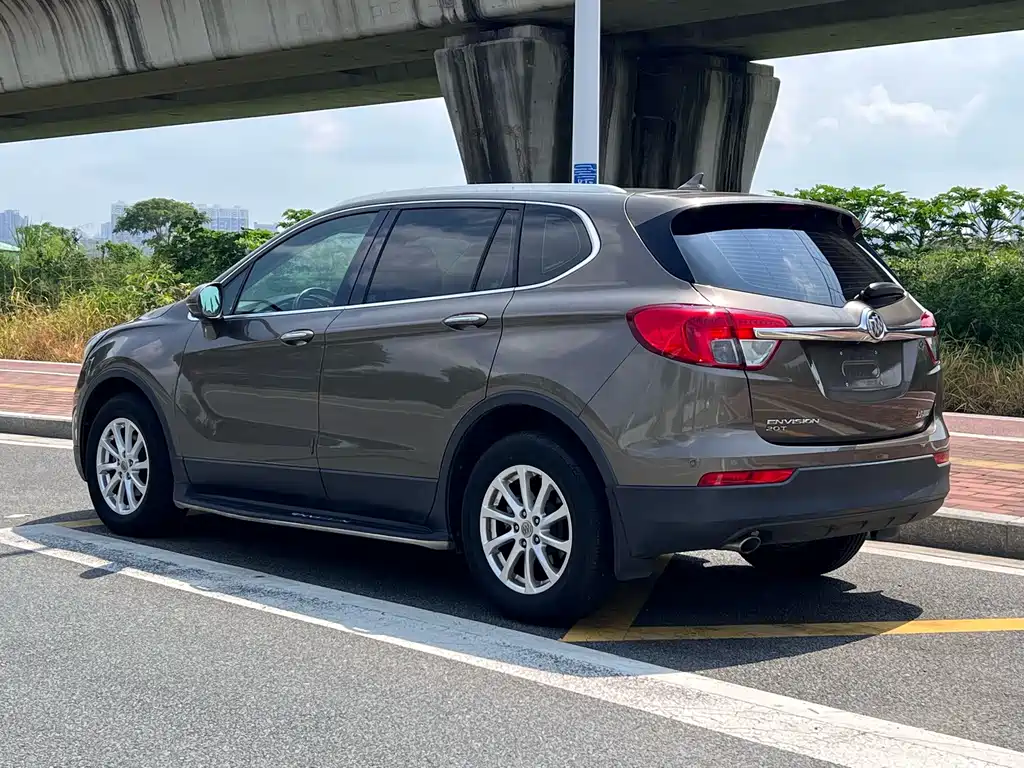 Buick Envision Plus — миниатюра 9