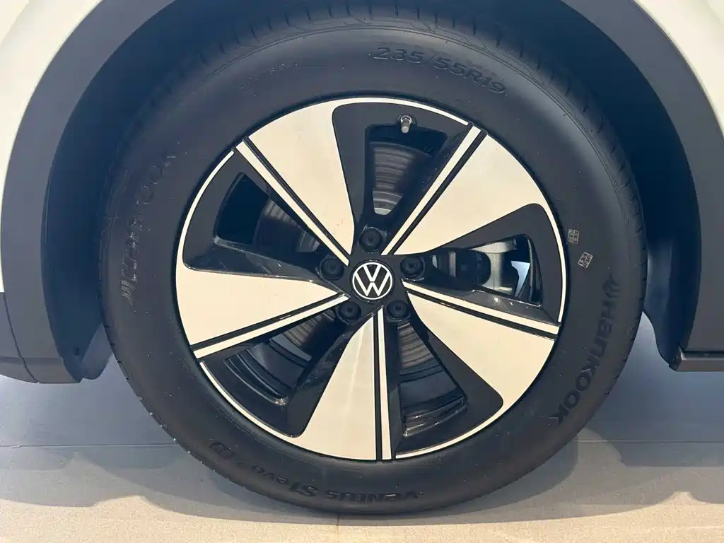 Volkswagen ID.4 X — миниатюра 5