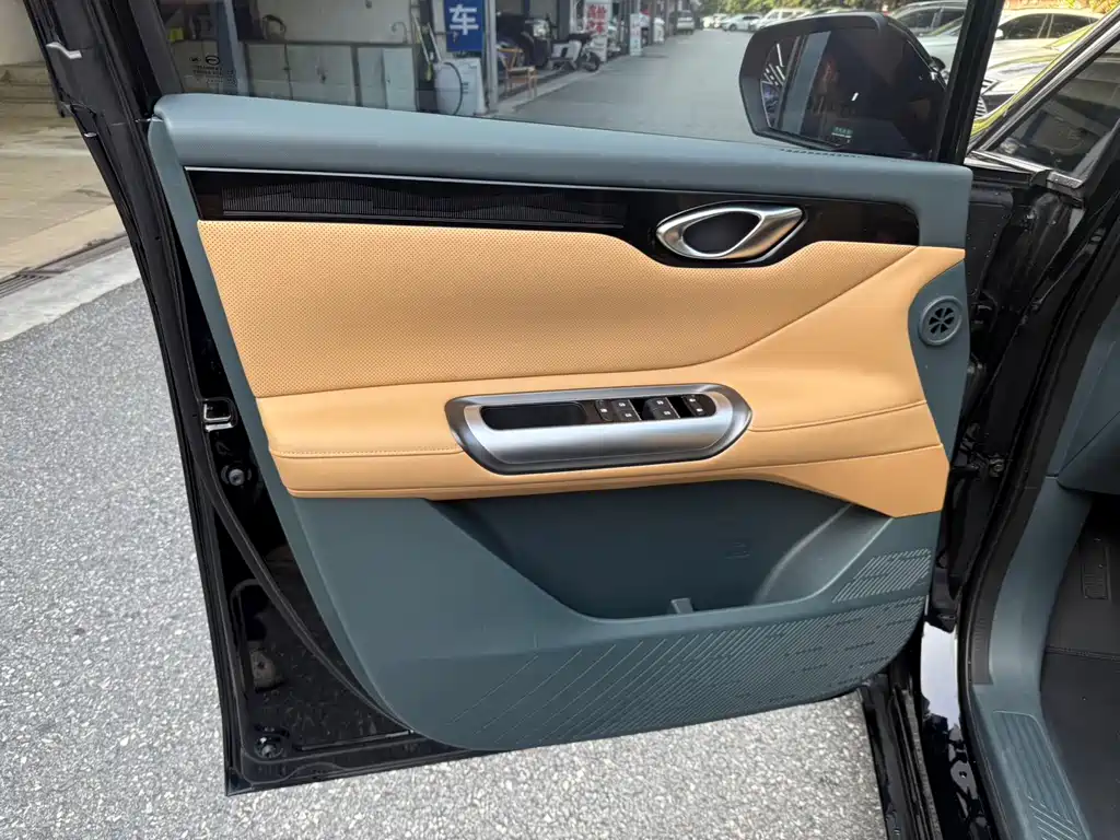 GAC Motor Trumpchi E8 — миниатюра 14