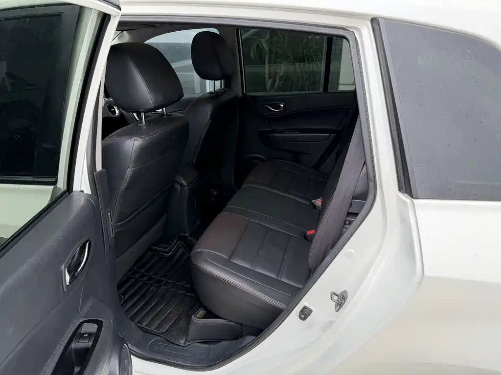 Renault Koleos (Import) — миниатюра 7