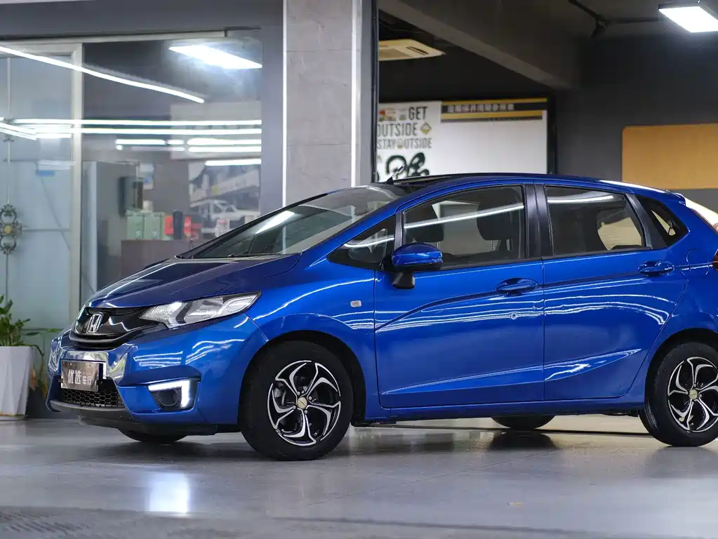 Honda Fit — миниатюра 11