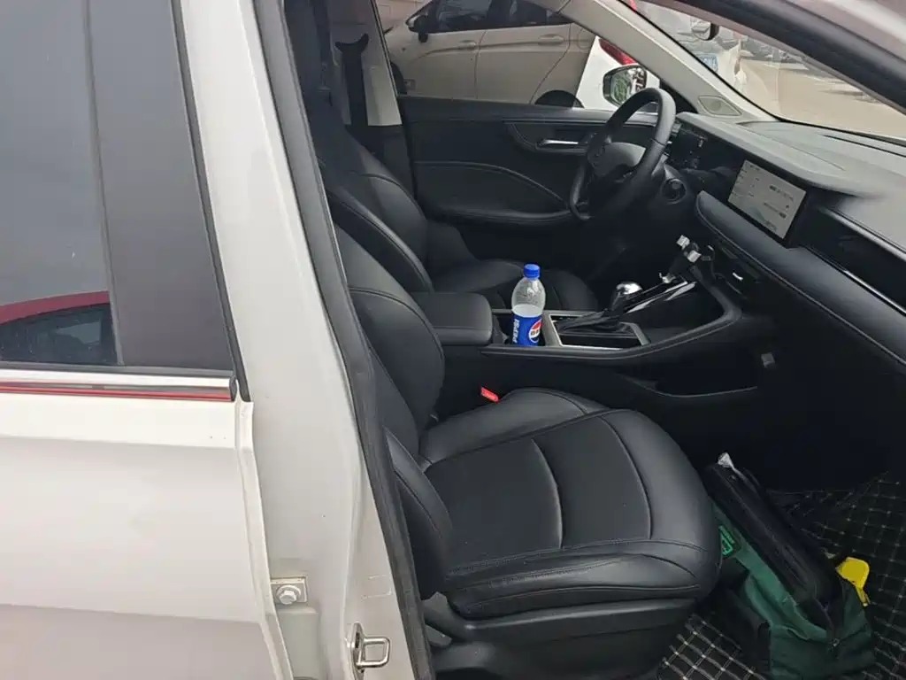 Roewe i5 — миниатюра 25