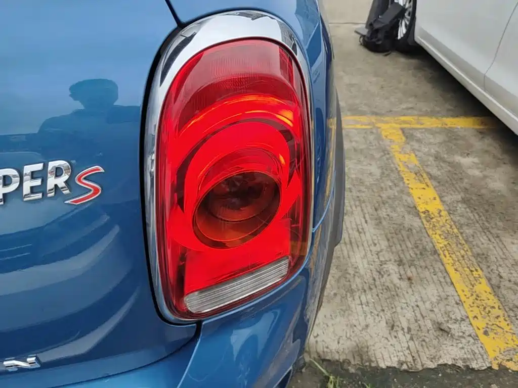 MINI Mini Countryman — миниатюра 8