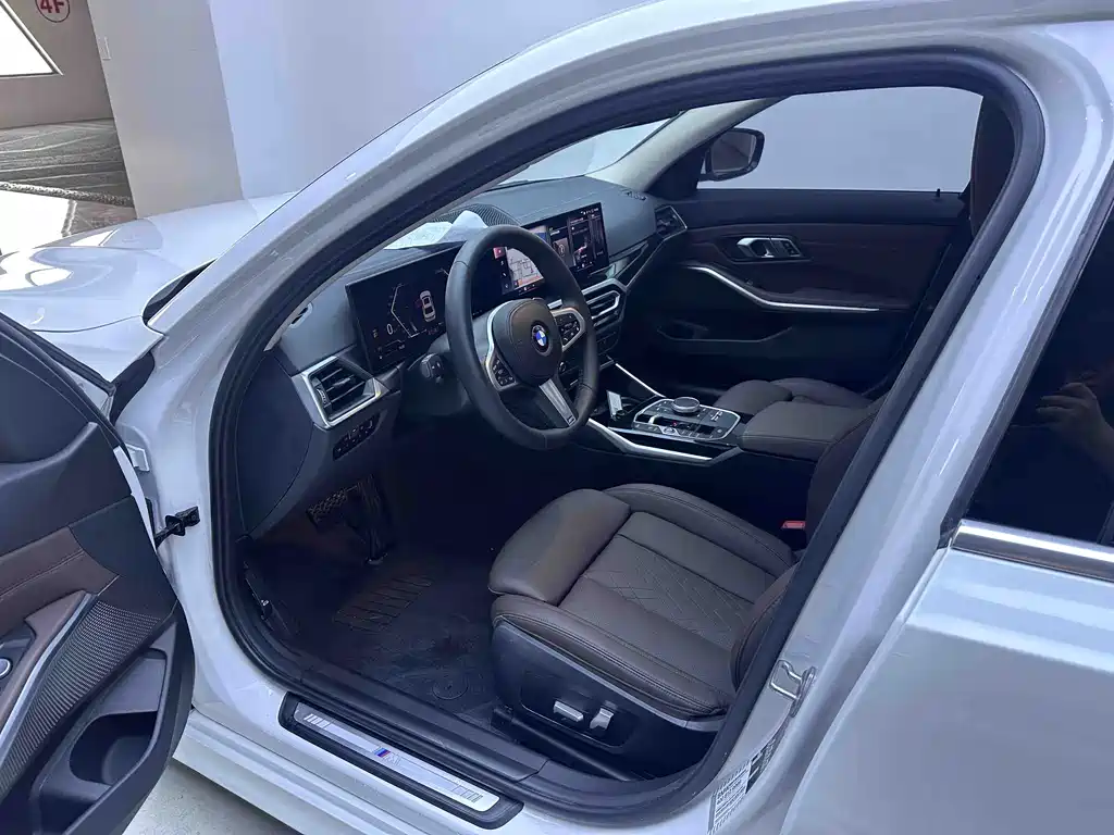 BMW 3 Series — миниатюра 9