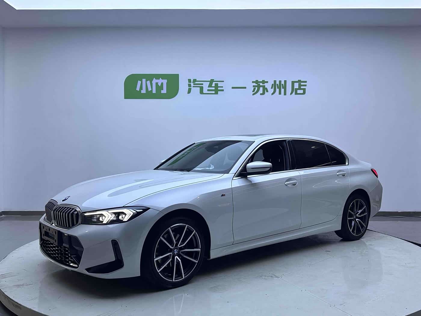 BMW 3 Series 2.0 л 2023 г. Белый, пробег 8000 км