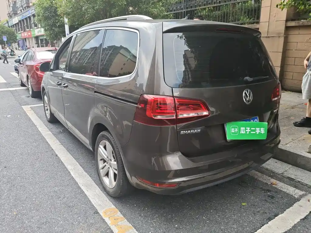 Volkswagen Sharan — миниатюра 25
