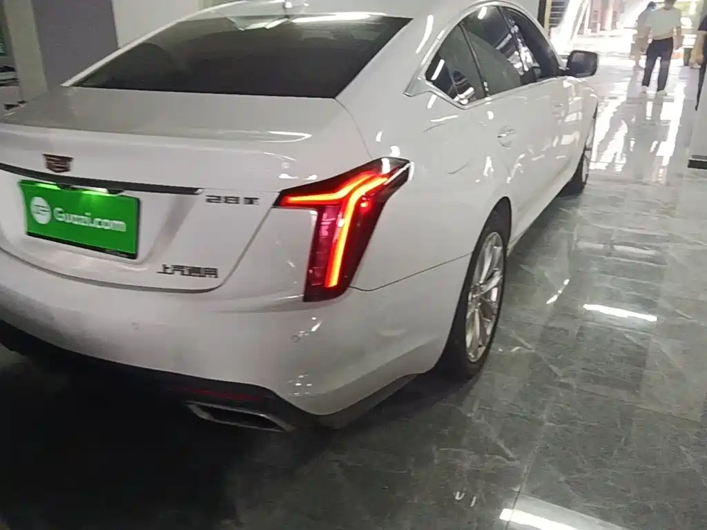 Cadillac CT5 — миниатюра 8