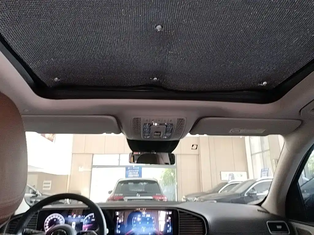 Mercedes-Benz GLE (Import) — миниатюра 18