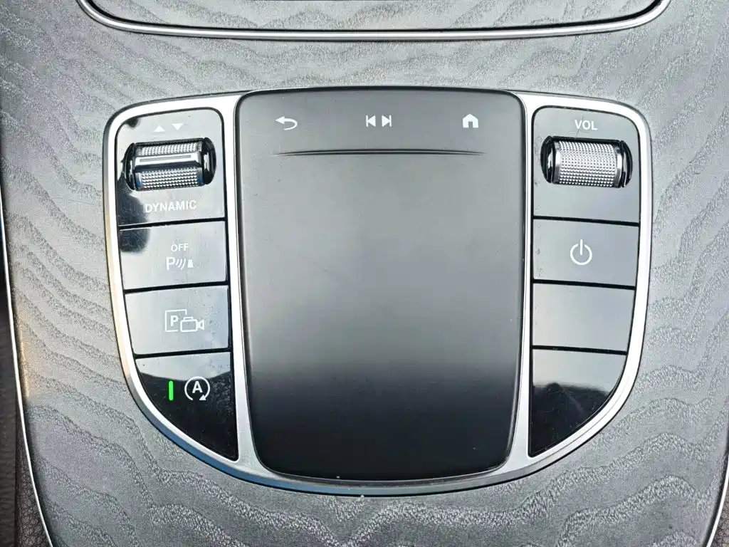 Mercedes-Benz CLS — миниатюра 28